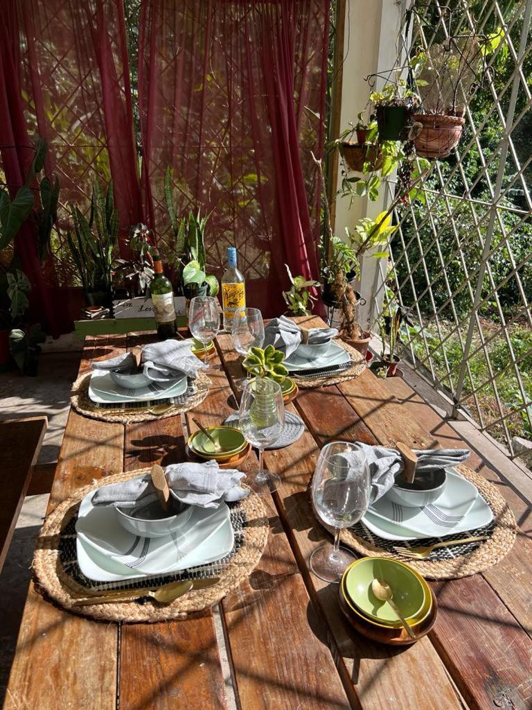 Adella'S Blue Mountain Coffee Farmstay Kingston Exterior photo